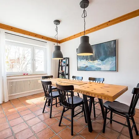 Apartment Bergkino