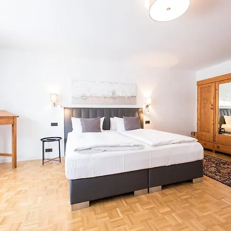 Bergkino Apartment